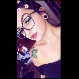 Meet your Posher, Natalia